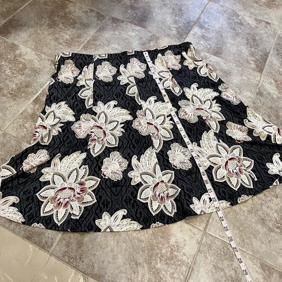 NWT New York Clothing Company Floral Pull On A Line Mini Skirt XL Stretchy - Picture 4 of 10